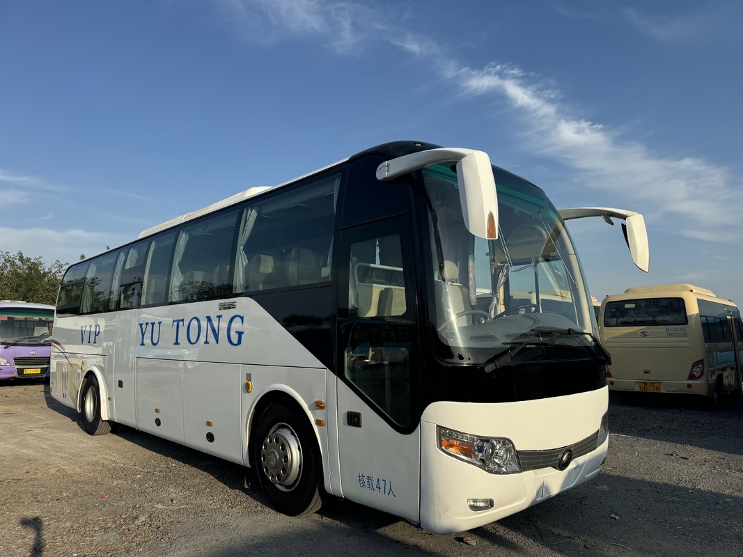 ZK6110 Yutong Used Passenger Bus 2020 56-Seater 2+3 Layout Two Door Left-Hand Drive Luxury Bus