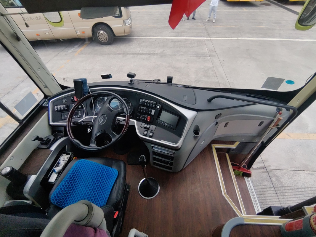 38 Seats 2021 Year Used Yutong Bus ZK6908 Diesel Engine RHD LHD Driver Steering Luxury Bus