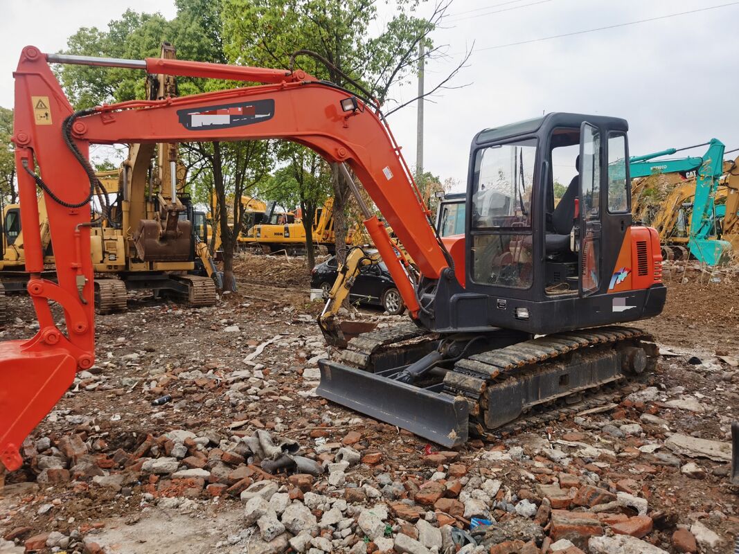 Used excavator Chinese brand in excellent condition 5.4T capacity 0.18 rated power 36.2kW for construction