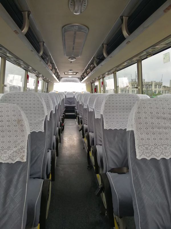 Yutong Brand Diesel Used Tour Bus 321032km Mileage With Excellent Performance