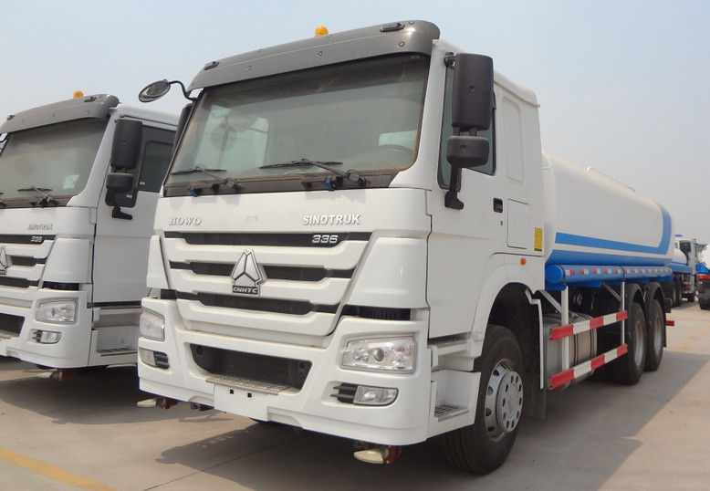 HOWO 336hp Used Water Trucks LHD Driving Type Easy 