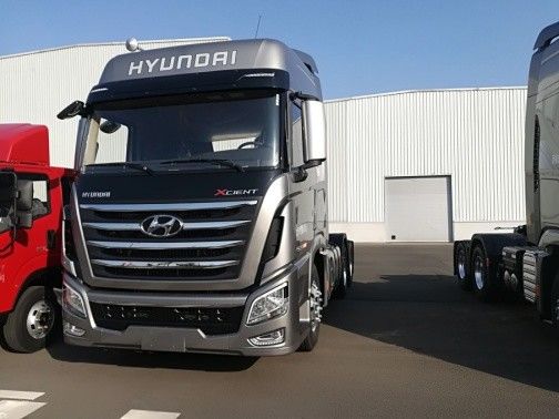 6*4 Drive Mode Used Tractor Truck 440hp With Euro V Emission Standard
