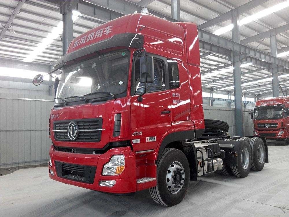 Dongfeng Used Truck Trailers , Used Tractor Units 7560×2500×3030mm 6×4 Drive Mode