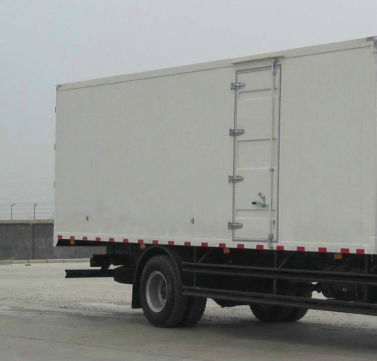 Sinotruk Howo 2nd Hand Lorry 2015 Year Made 160hp 4×2 Drive Mode 9995x2498x3750mm