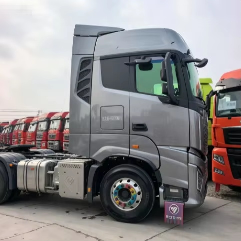 Used Fo-ton Auman Galaxy 660HP 6x4 Tractor Truck EURO 5 Diesel Engine for Container Logistics