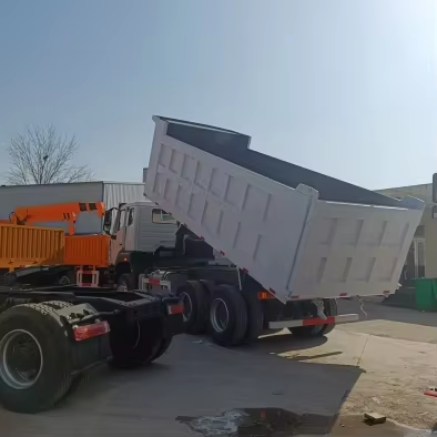 Used Si-notruk HOWO 6x4 Dump Truck 400HP High Roof Cabin Tipper Truck for Sale
