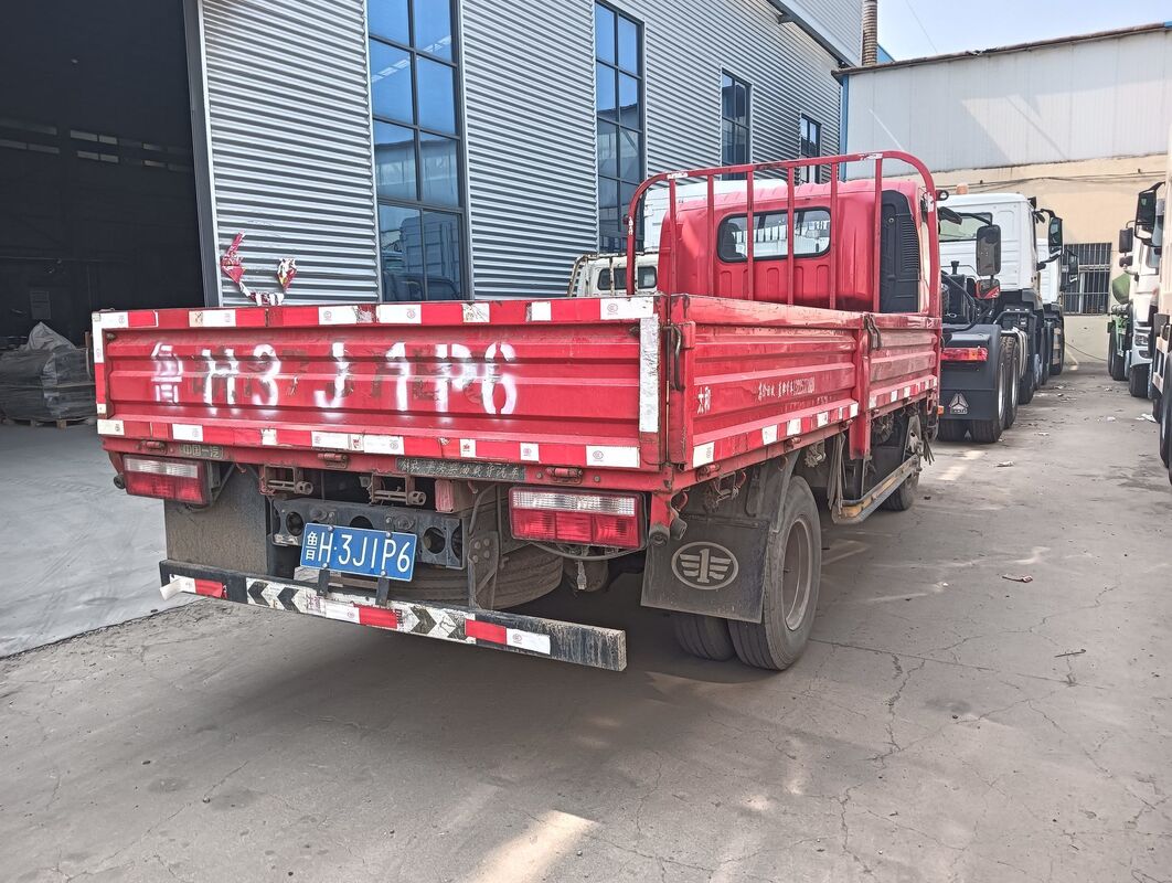 Good Condition Secondhand FAW Jiefang 4x2 LHD 4.2m Flatbed Cargo Truck for Urban Goods Transportation