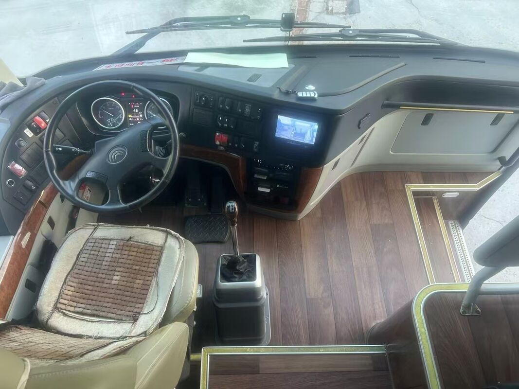 Used yutong 6122 54 Seats Coach Bus Weichai Diesel Engine Used Tour Passenger Bus for Africa