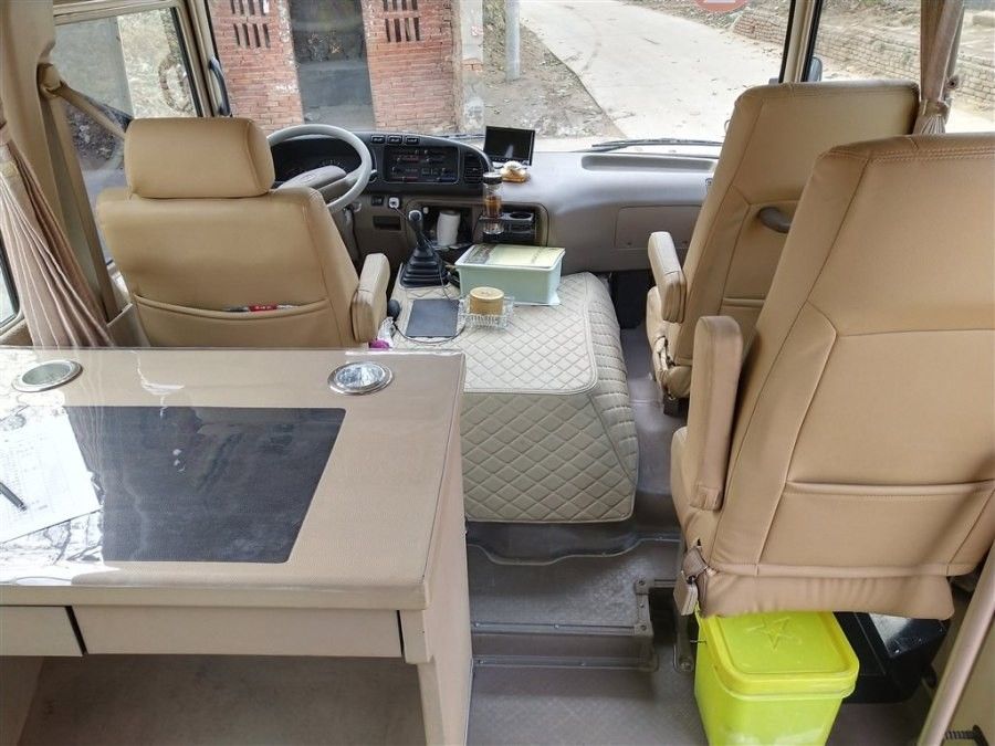2017 Diesel Used TOYATO Second Hand Coaster Buses Right Hand 23 Seats Mini Bus