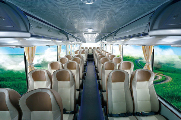 68 Seats 2013 Year Diesel Used Coach Bus With A / C Equipped Euro III Emission Standard