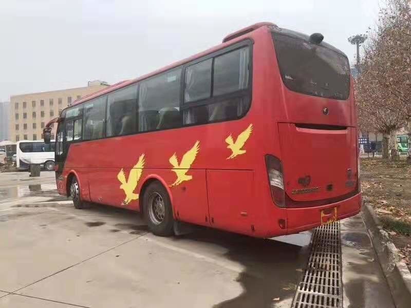 New Arrival Yutong Brand Red Used Passenger Bus 2013 Year Manual Transmission