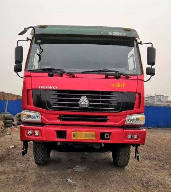 HOWO Brand 20-30T Used Diesel Trucks / Second Hand Tipper Trucks 375hp 2012 Year