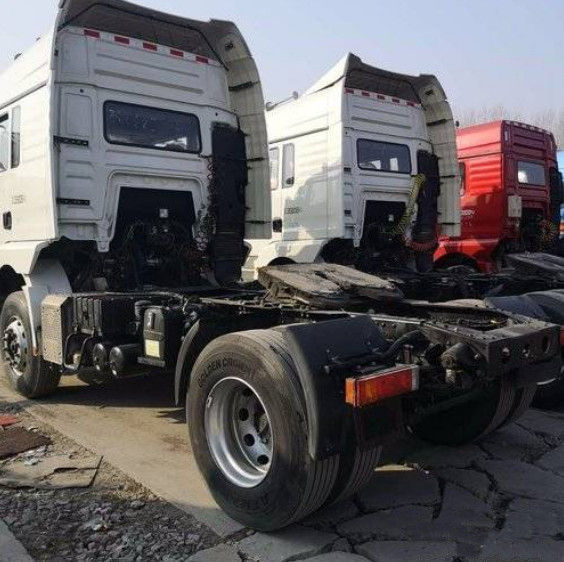White Shacman Brand Used Tractor Trailers 350hp Euro V Manual Diesel 2017 Year