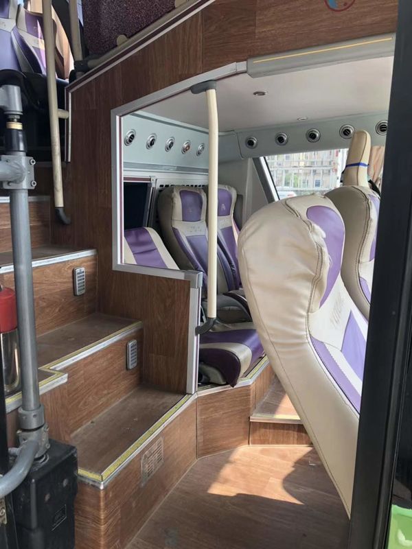 2012 Year Yutong Used Coach Bus 61 Seat / High Roof Green Used Commercial Bus