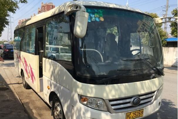 Euro III Diesel Engine Yutong Mini Bus 2011 Year 23 Seats Used Automatic Gear Box