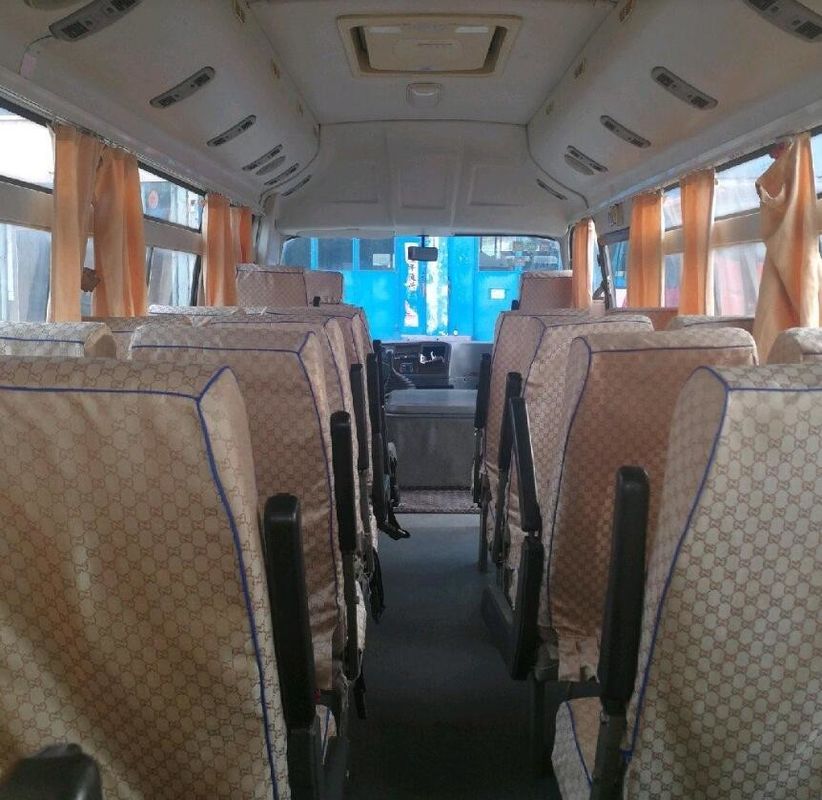 Higer Brand Yuchai Engine Used Commercial Bus 30 Seats 2010 Year 100km / H Speed