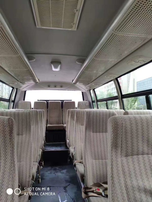 Left Side Drive Green Second Hand Tourist Bus 35 Seat Diesel Euro IV 8045mm Length