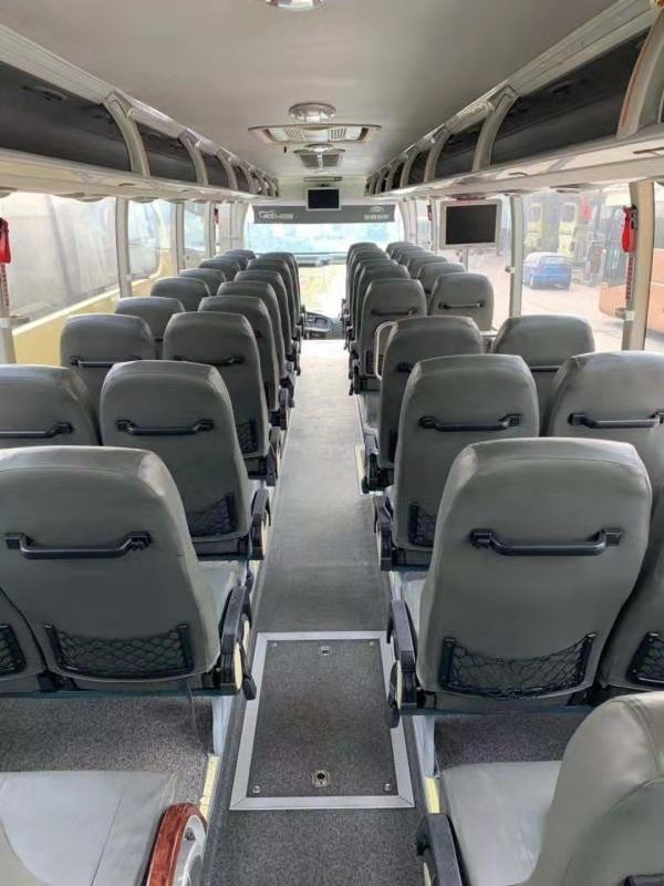 2014 Year 53 Seats Luxury Used Yutong Buses ZK6122 Model Second Hand Tour Bus