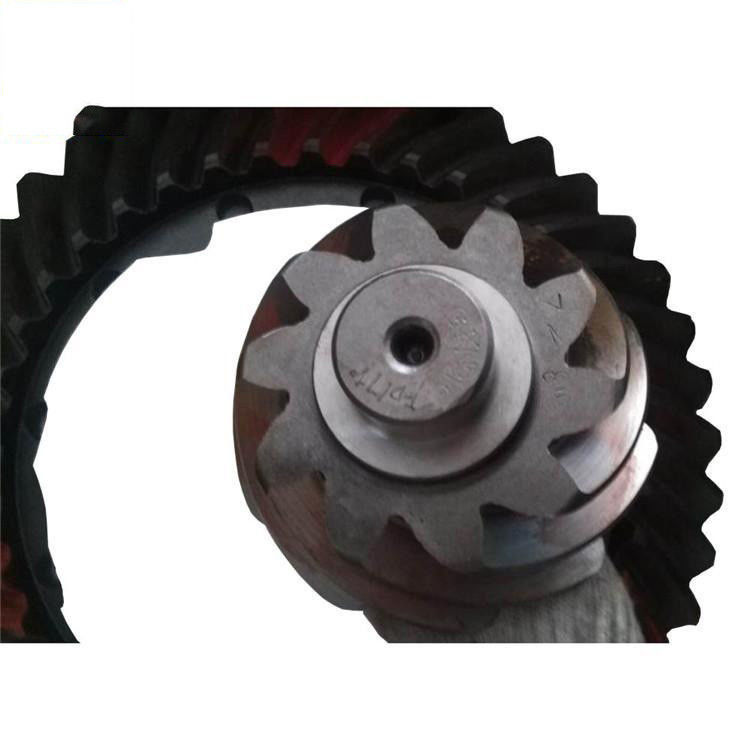 Standard Bus Spare Parts Passenger Car Parts Yutong Main Slave Moving Bevel Gear 2402-01248