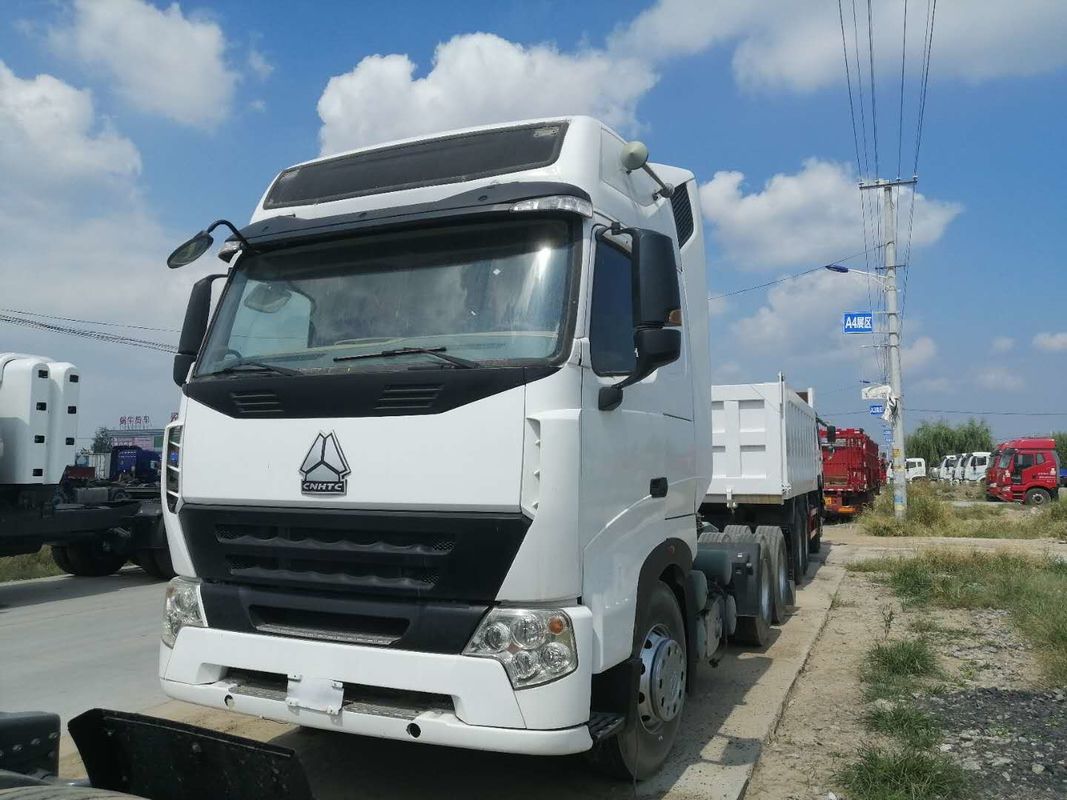 China Sinotruk Howo A7 Tractor Truck Head 6x4 with different colors