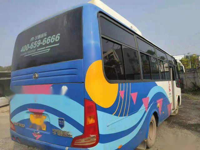 ISO Yutong ZK6752D 29 Seats LHD Used Passenger Bus Steel Chassis Single Doors