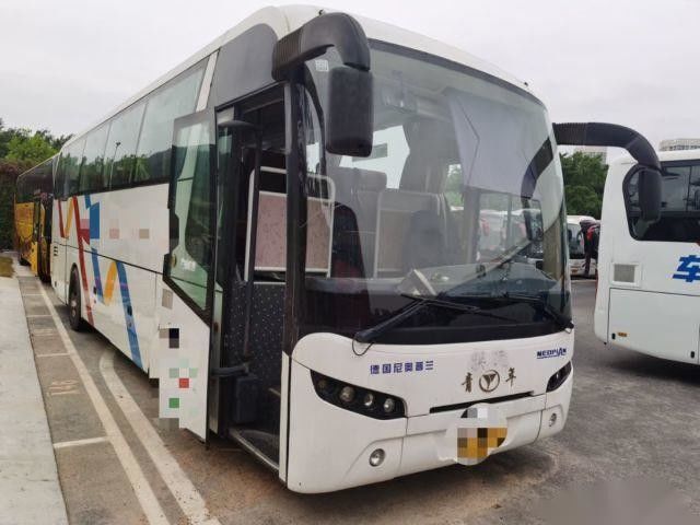 YOUNGMAN JNP6108 39 Seats WP 199kw Rear Engine Bus Used Passenger Bus Airbag Chassis Left Steering Leather Seats