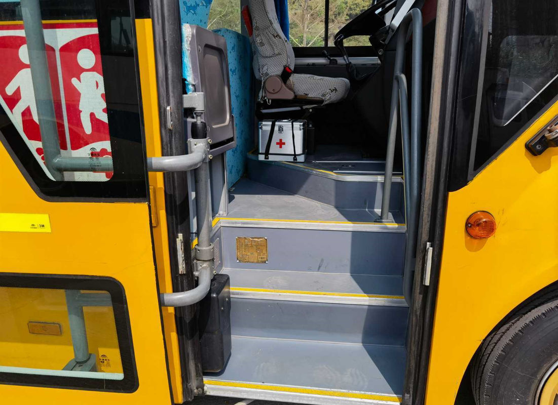 41 Seats 2014 Year Used Yutong Buses ZK6729D Diesel Engine Used School Bus LHD Driver Steering No Accident