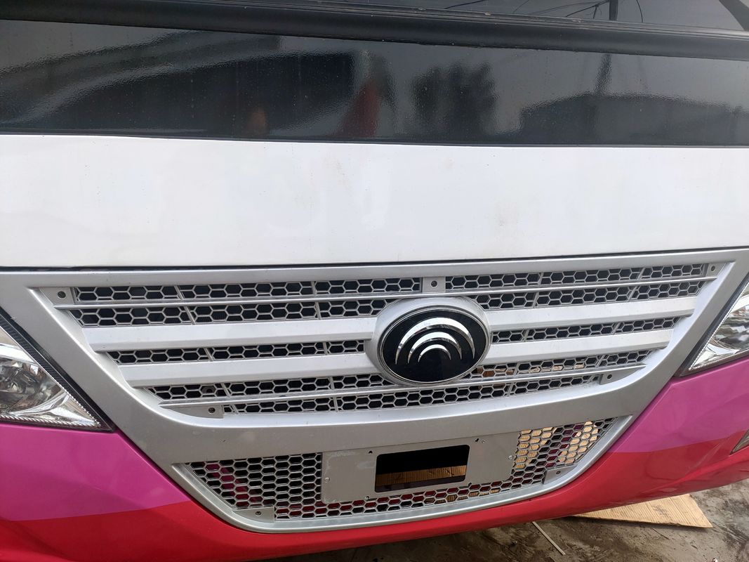 57 Seats 2014 Year Used Yutong Bus ZK6112D Diesel Engine LHD Driver Steering No Accident