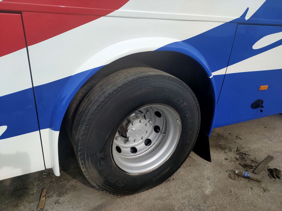 57 Seats 2014 Year Used Yutong Bus ZK6112D Diesel Engine LHD Driver Steering No Accident