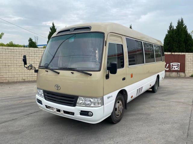 2011 Year 18 Seats Used Coaster Bus , LHD Used Mini Bus Toyota Coaster Bus With 2TR Gasoline Engine , Left Steering