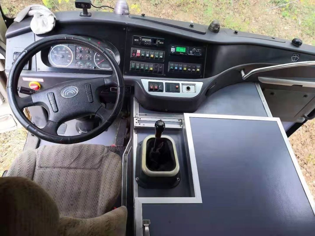 44 Seats Used Yutong ZK6102D Bus Used Coach Bus 2014 Year Front engine Steering LHD Diesel engines