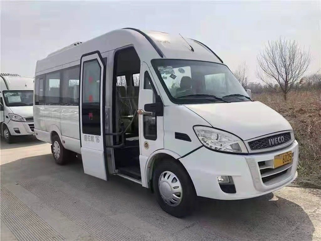 White Iveco Brand Used And New Minibus 15 Seats 129Hp Diesel 2016-2017 Year