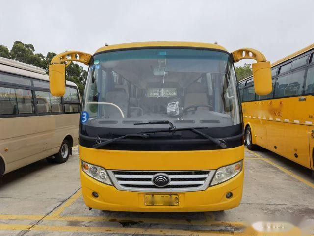 Used Yutong Bus 29 Seats Tour Bus Steel Chassis Front Engine Euro III Left Steering