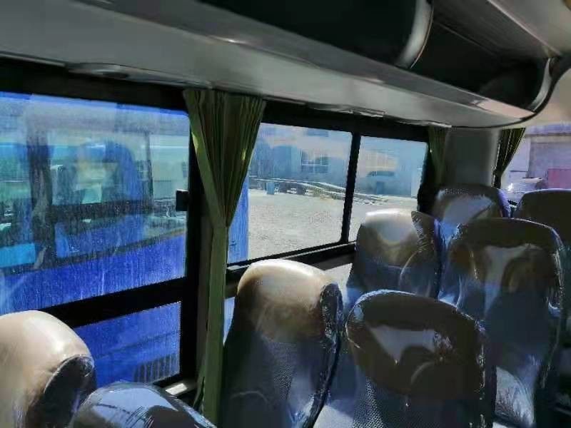 Yutong ZK6117 55 Seats New Bus Steel Chassis Rear Diesel Engine Bus Euro III