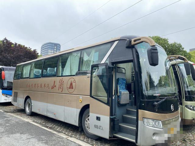 2015 Year 47 Seats Used Passenger Coaches Golden Dragon Brand XML6103J38 Model 232HP Power Left Hand Steering
