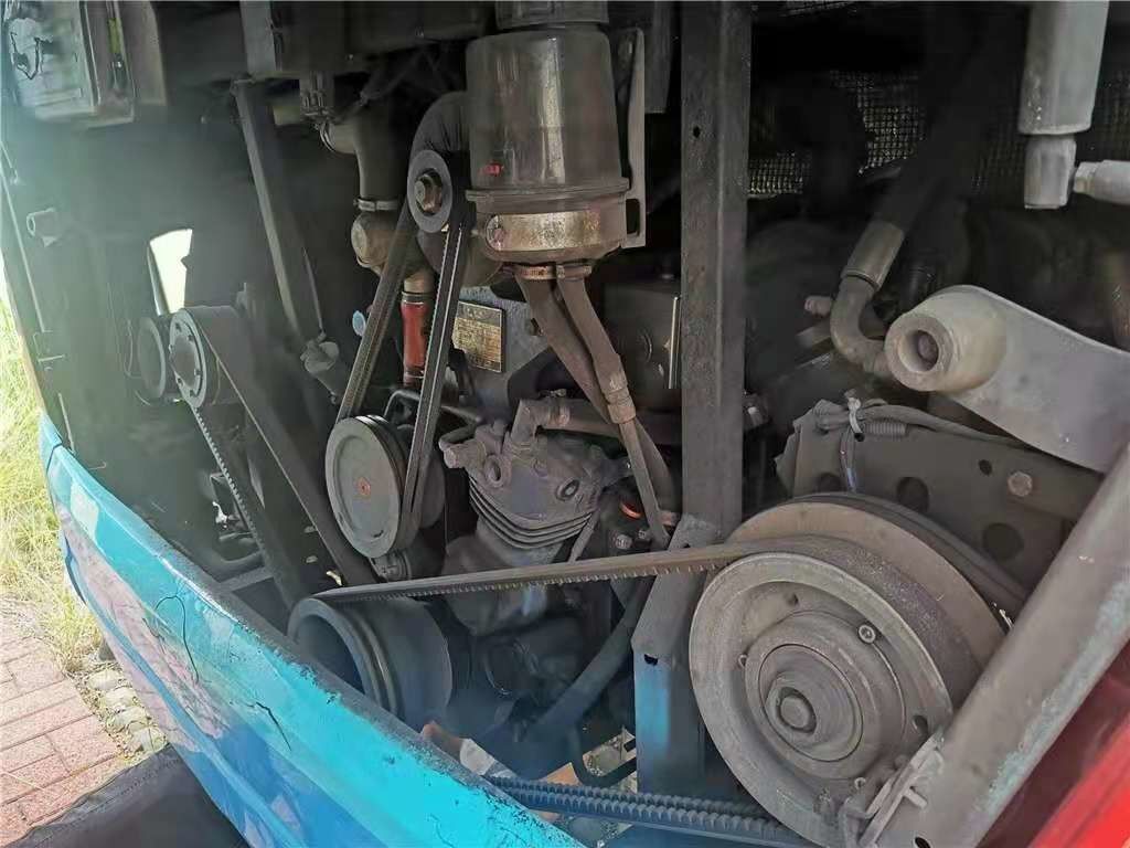 Used Yutong Bus ZK6122 49 Seats WP.10 Rear Engine 336kw Airbag Chassis Used Coach Bus
