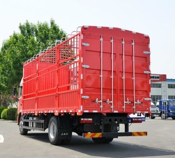 JAC Geerfa A5L Median Brown 220 Horsepower 4X2 6.8M Warehouse Gate Dump Truck