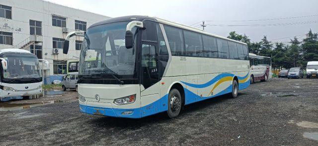 Used Tour Bus For Africa Used Golden Dragon Bus Yuchai Rear Engine 233kw 53seats Euro IV Airbag Chassis Low Kilometer