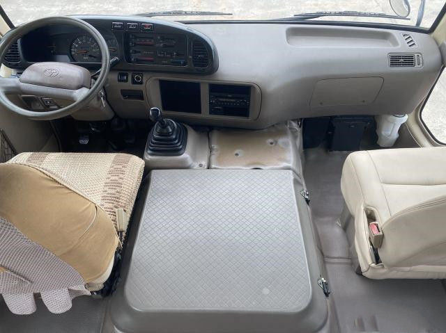Toyota Used Coaster Bus for Africa Gaosilne 2TR Engine 108KW 23 Seats Left Hand Drive