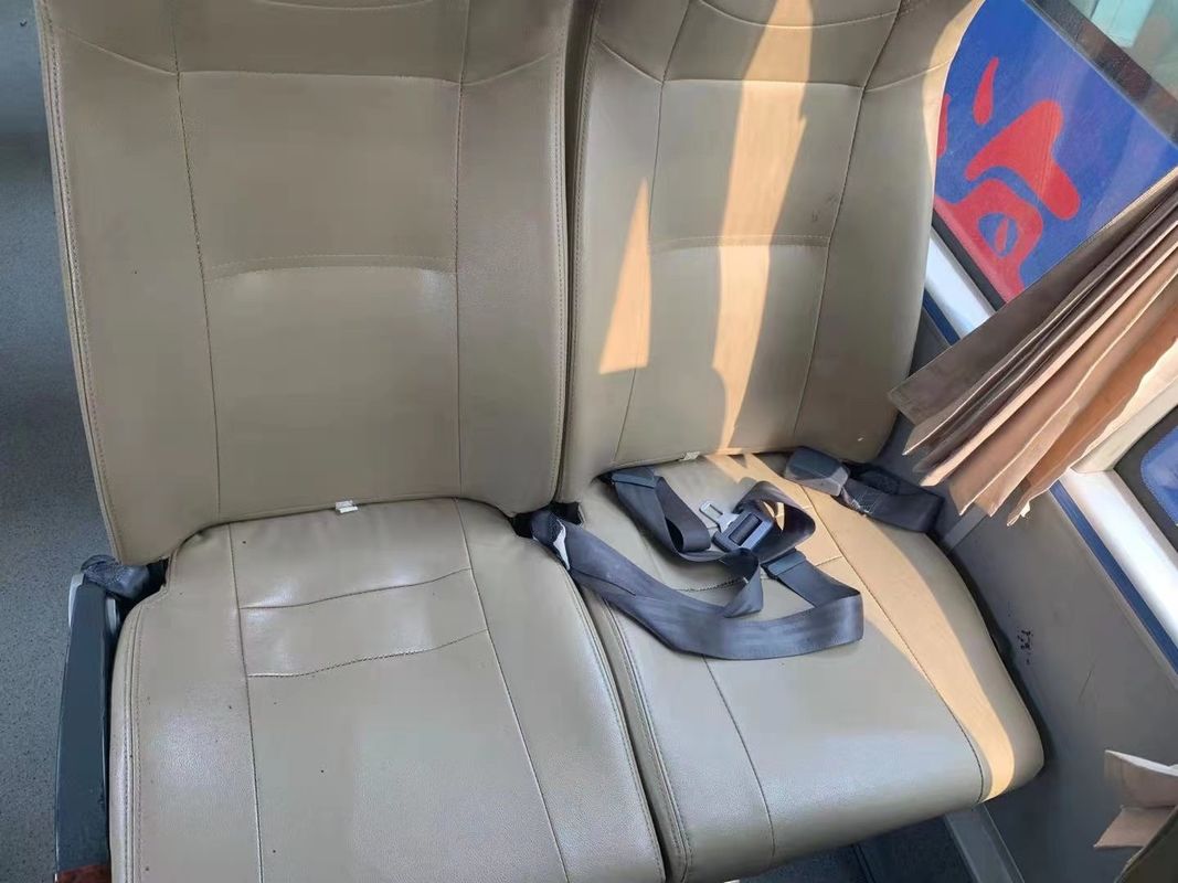 Used Yutong Bus ZK6107 Used Passenger Bus 41 Seats Double Doors Used Coach Bus Steel Chiassis Low Kilometer