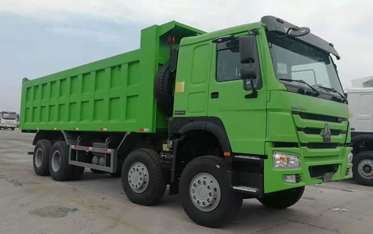 Brand New HOWO 8x4 371HP 25CBM Dump Truck For Mining Transportation