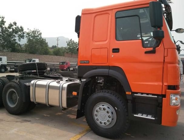 Brand-New HOWO 371HP Tractor Truck 6x4 Drive Mode Tractor Truck