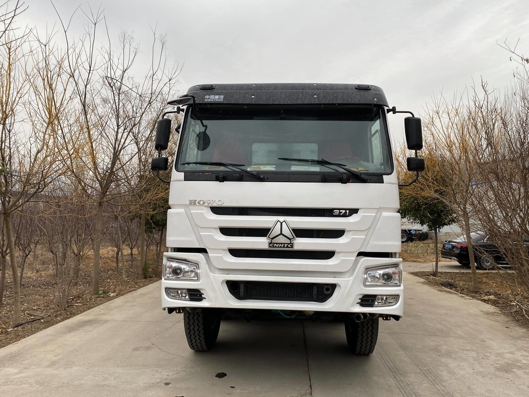 Used Sinotruk Howo 317Hp Euro 2 Manual 4X2 6X4 8X4 Diesel Head Tractor Truck