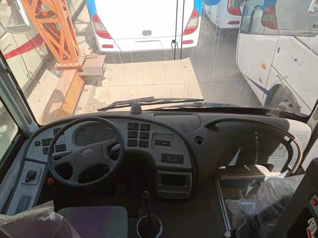 46 Seats Used Yutong ZK6110 Bus Used Coach Bus 2014 Year 100km/H Steering LHD Passenger Bus