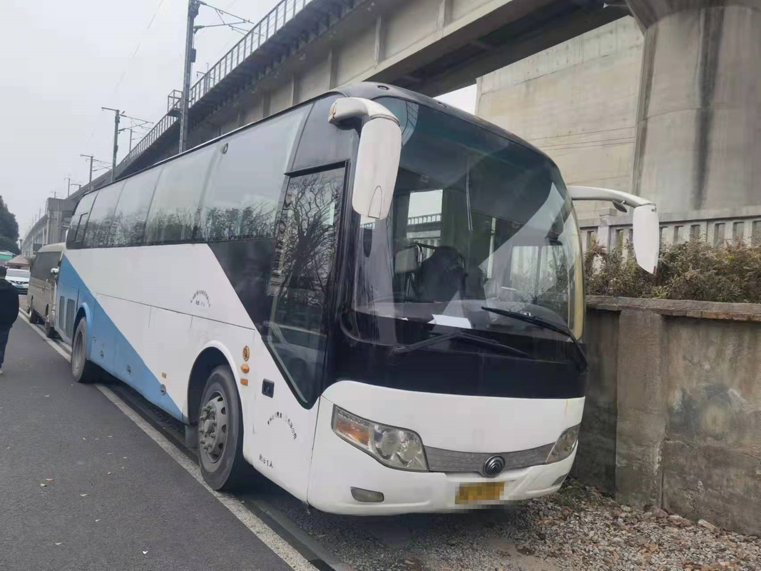 51 Seats Used Yutong ZK6110 Bus Used Coach Bus 2010 Year Steering RHD Diesel Engines