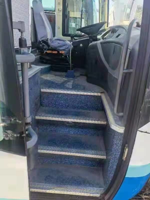 2012 Year 67 Seats Used Yutong Bus ZK6127 Bus Used Coach Bus Diesel Engine LHD In Good Condition