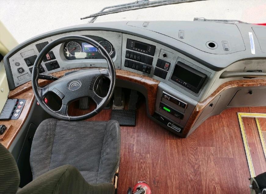 Used Yutong Long Distance Sightseeing Buses Used Intercity Coach Buses Passenger Used Diesel Buses