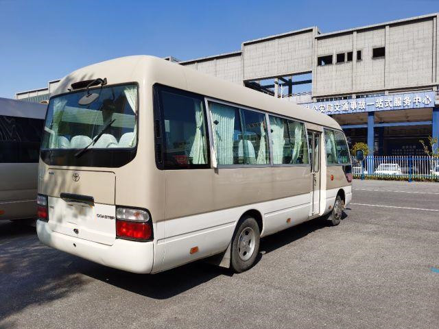Toyota Coaster Used Bus With Full Equipment 20 Seats Used Mini Bus In 2012 Year Sliding Window Gasoline Munual Bus