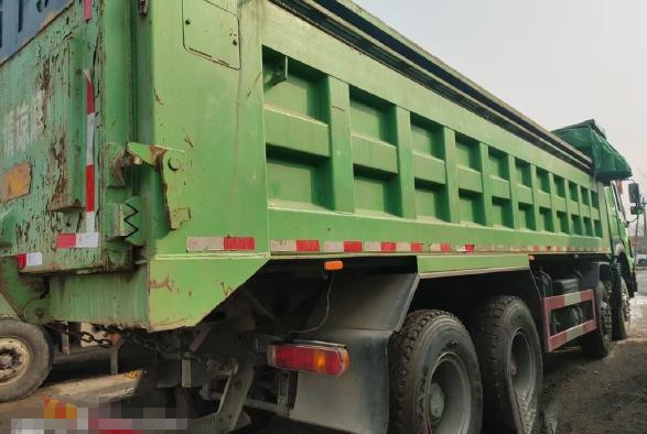 Second Hand  Mitsubishi Fuso Dump Truck 8*4 With 371hp Engine 40ton Load For Sale