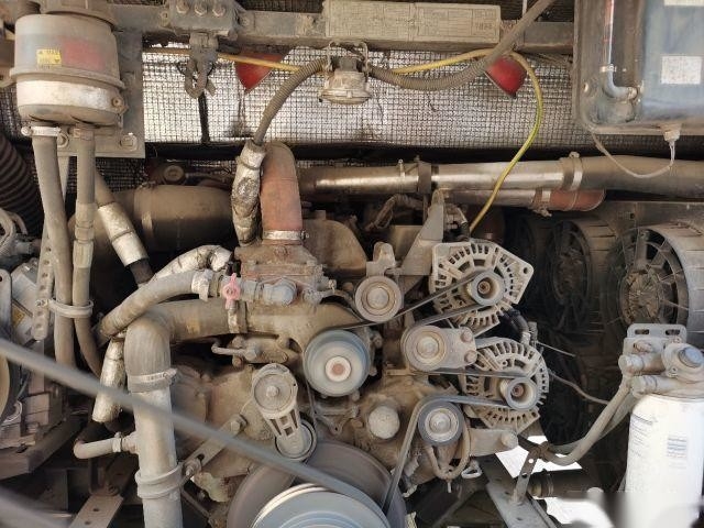 Left Steering Yutong 49 Seat ZK6110 2nd Hand Bus Left Steering Two Doors Rear Engine